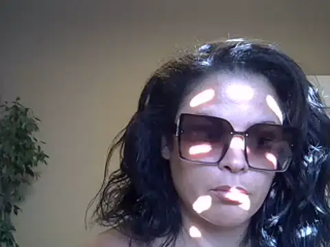 ITALIANASISIXX online show from June 15, 6:24 am