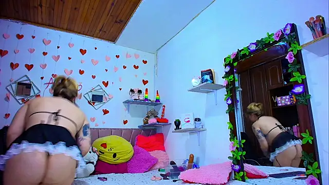 Anny Hurtado online show from November 21, 5:20 am