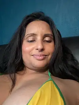 Angelaarayexx online show from April 29, 12:08 pm