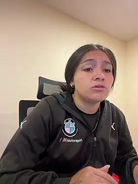 Alyha Cortes online show from April 7, 1:35 pm