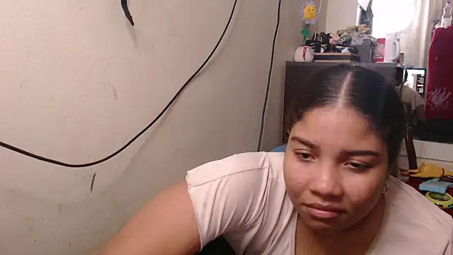 madelene online show from March 31, 3:28 am