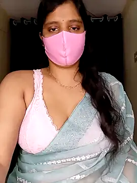 Rose-luckey online show from April 22, 2:47 pm