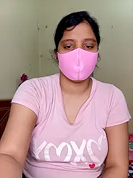 Rose-luckey online show from April 20, 8:45 pm