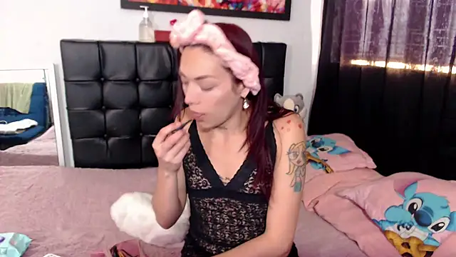 Megan Gil  online show from March 22, 7:53 pm