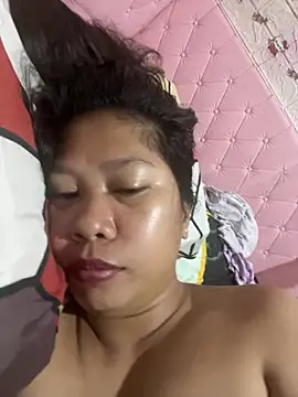 Pilipinalyn23 online show from August 2, 9:18 pm