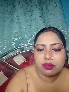 hornypriya696 online show from February 5, 6:11 pm