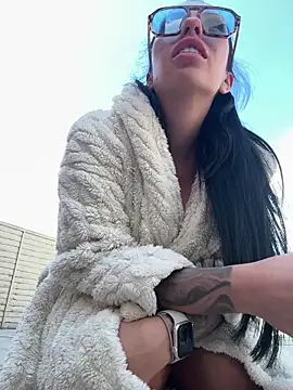 BELLABLACKXUK online show from May 7, 12:53 pm