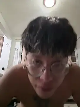 cutieass online show from September 18, 4:00 am