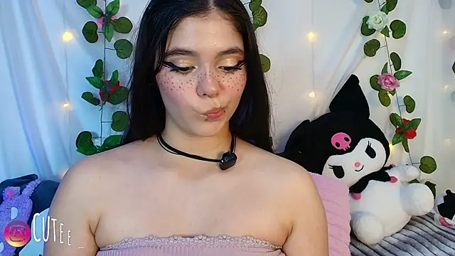 cutee andrea online show from May 20, 2:52 am