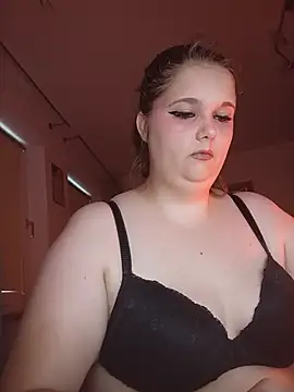 LioEstxh online show from July 22, 4:41 pm