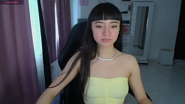 violetta blackk online show from June 6, 5:30 pm