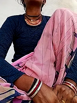 MISS-KAYA online show from April 8, 3:19 am