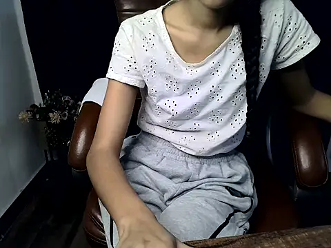 NITI RAGHAV online show from February 14, 6:26 am