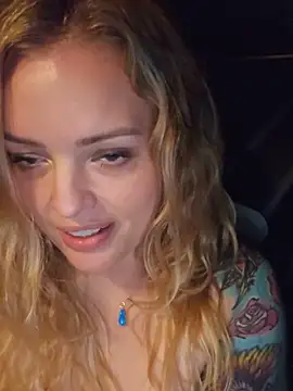 Bridgette03 online show from May 16, 10:36 am