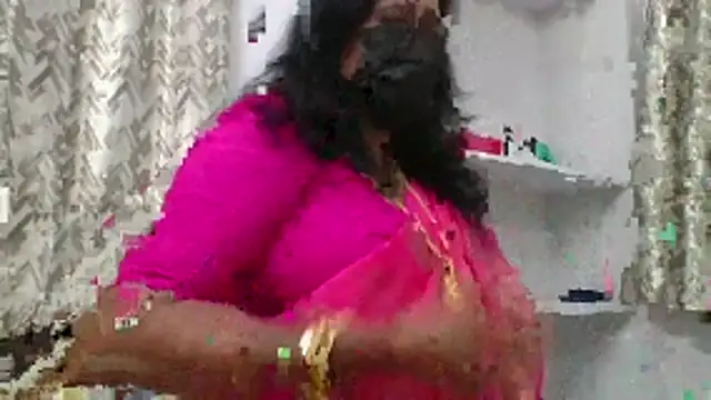 mallu-lover online show from May 24, 5:01 pm