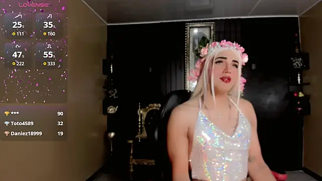 Kimberly Vazquez online show from October 11, 3:00 am