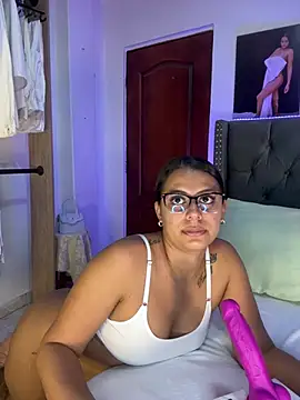 ema zoe online show from March 4, 12:06 am