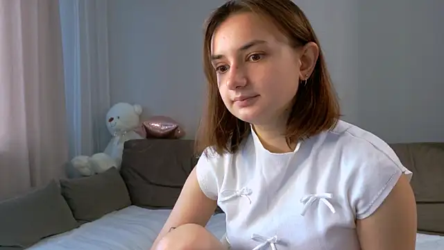 Lelia Vibe online show from July 7, 2:47 am
