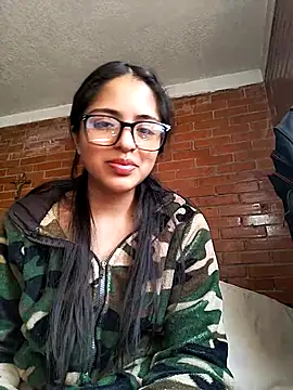 Goddesscut333 online show from December 19, 6:44 pm