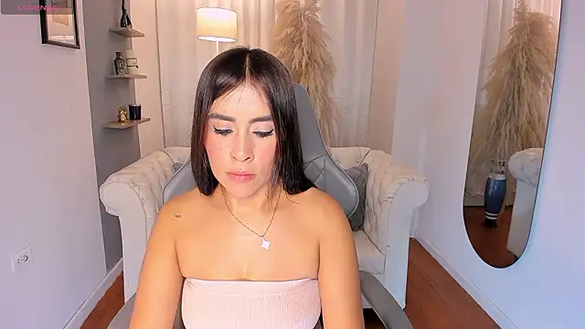 Natalia Leon8 online show from March 5, 3:46 am