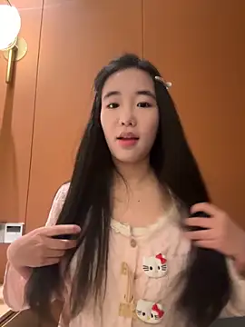 luluya1314 online show from November 21, 7:21 am