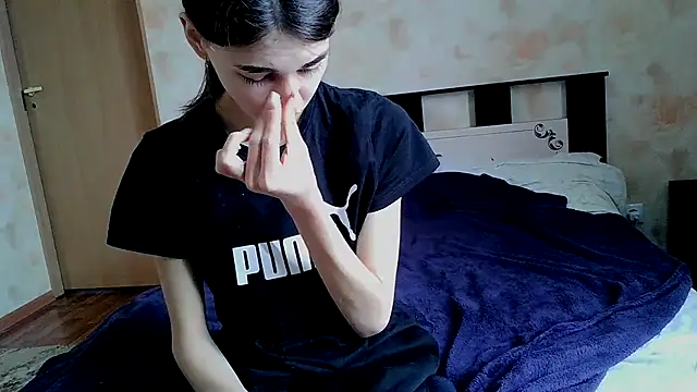 Crazy Empresis online show from December 4, 7:21 am