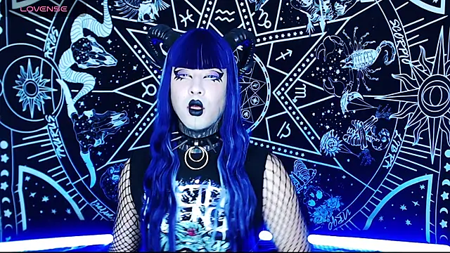 naomi satan online show from February 14, 7:27 pm