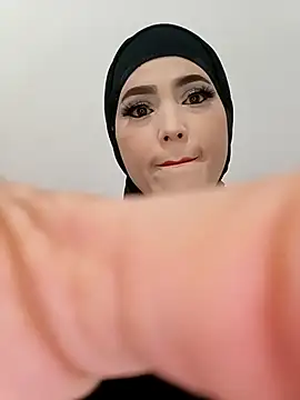 jamila zair online show from March 15, 8:00 pm