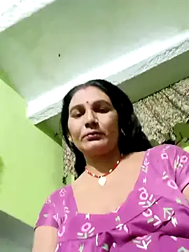ZIVAA online show from May 19, 8:32 am