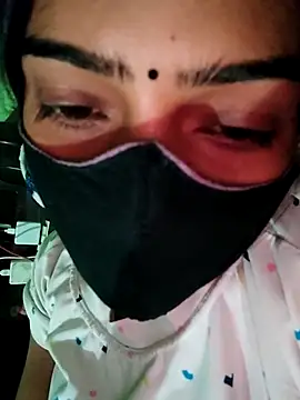 Crystil love-21 online show from April 17, 8:55 pm