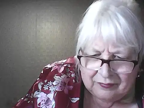 Alexia64231 online show from May 20, 2:30 am