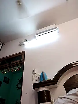 Cute-Janvi20 online show from April 11, 7:45 am