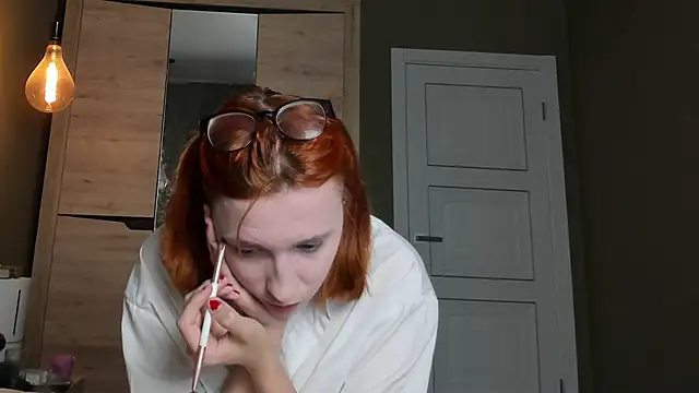 Dark Willlow online show from June 14, 4:18 pm