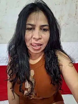 floresblancas online show from May 9, 2:08 pm