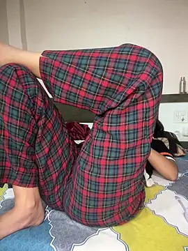 jiya00 online show from April 27, 5:54 pm