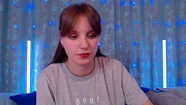 Leonaalove online show from December 18, 12:32 pm