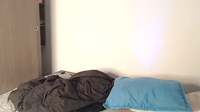   abrill   online show from March 21, 11:26 am