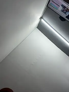 olivia jass online show from May 28, 11:52 am