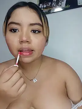 Emily  Hott online show from May 16, 12:24 am