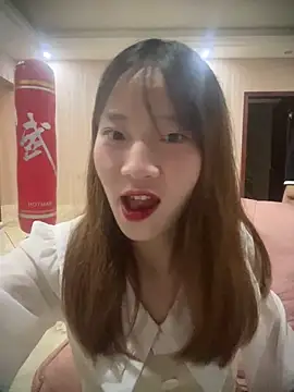 littleqiu online show from September 12, 12:12 pm