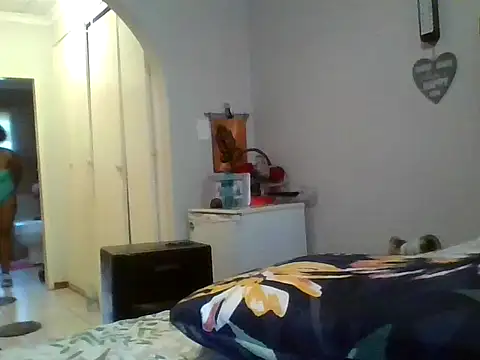 sweetmelonsxxxx25 online show from April 22, 6:10 am