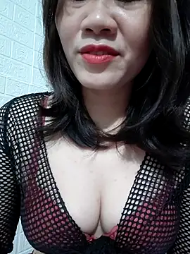 Singlemom69x online show from April 24, 12:13 am