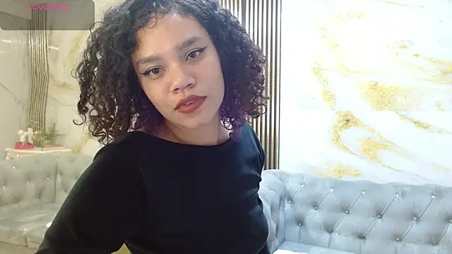 Canela s1 online show from March 31, 8:20 pm