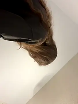 sexyasfyum online show from December 14, 7:25 am