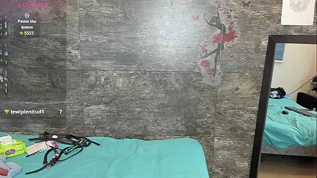 oriana olsen online show from March 20, 6:07 am