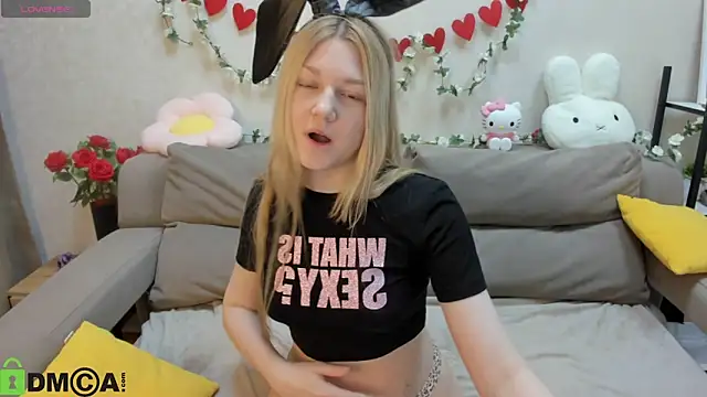 Sylvia Ortiz online show from March 12, 1:19 am