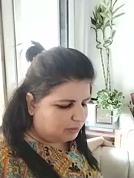 Jann Riya333 online show from May 13, 10:10 am