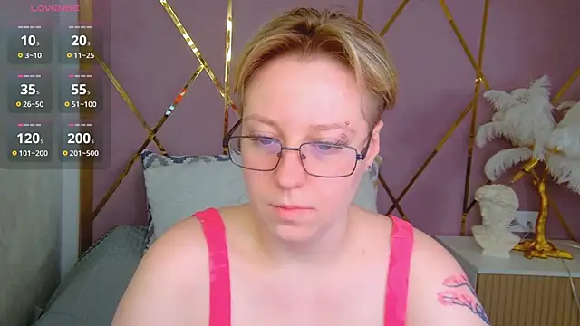 AlexandraGreen online show from April 11, 9:07 pm