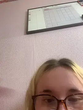 imawhorenslut19 online show from May 22, 5:27 am