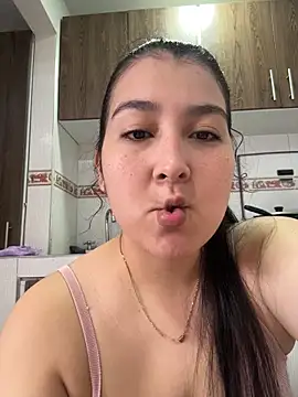 evelyn 1702 online show from May 18, 8:26 pm